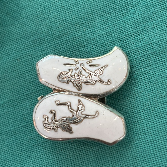 🩶🤍 Vintage Siam Dancing Goddess Solid Sterling Silver Clip Earrings - Picture 2 of 5